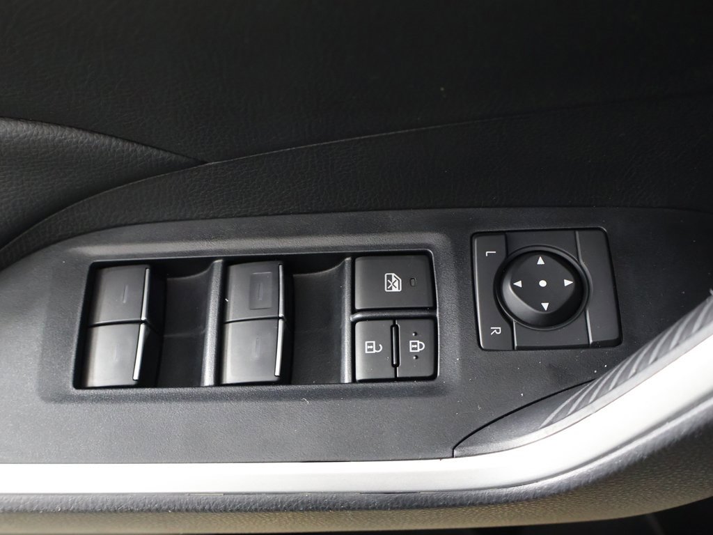 Used 2024 Toyota RAV4 AWD Hybrid image 33