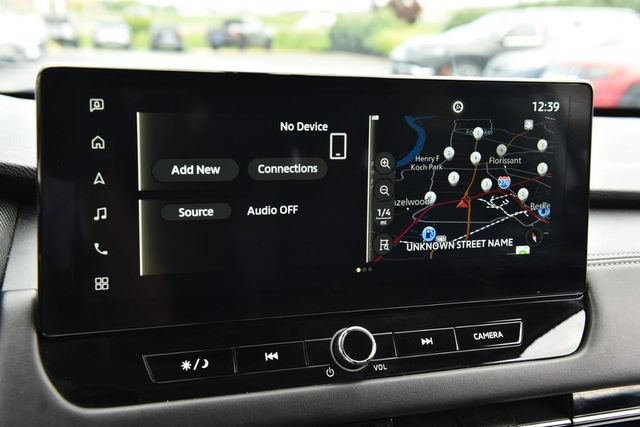 Used 2025 Mitsubishi Outlander SE AWD/4WD image 17