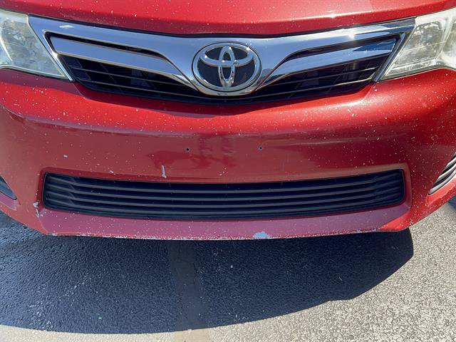 Used 2012 Toyota Camry LE FWD image 12