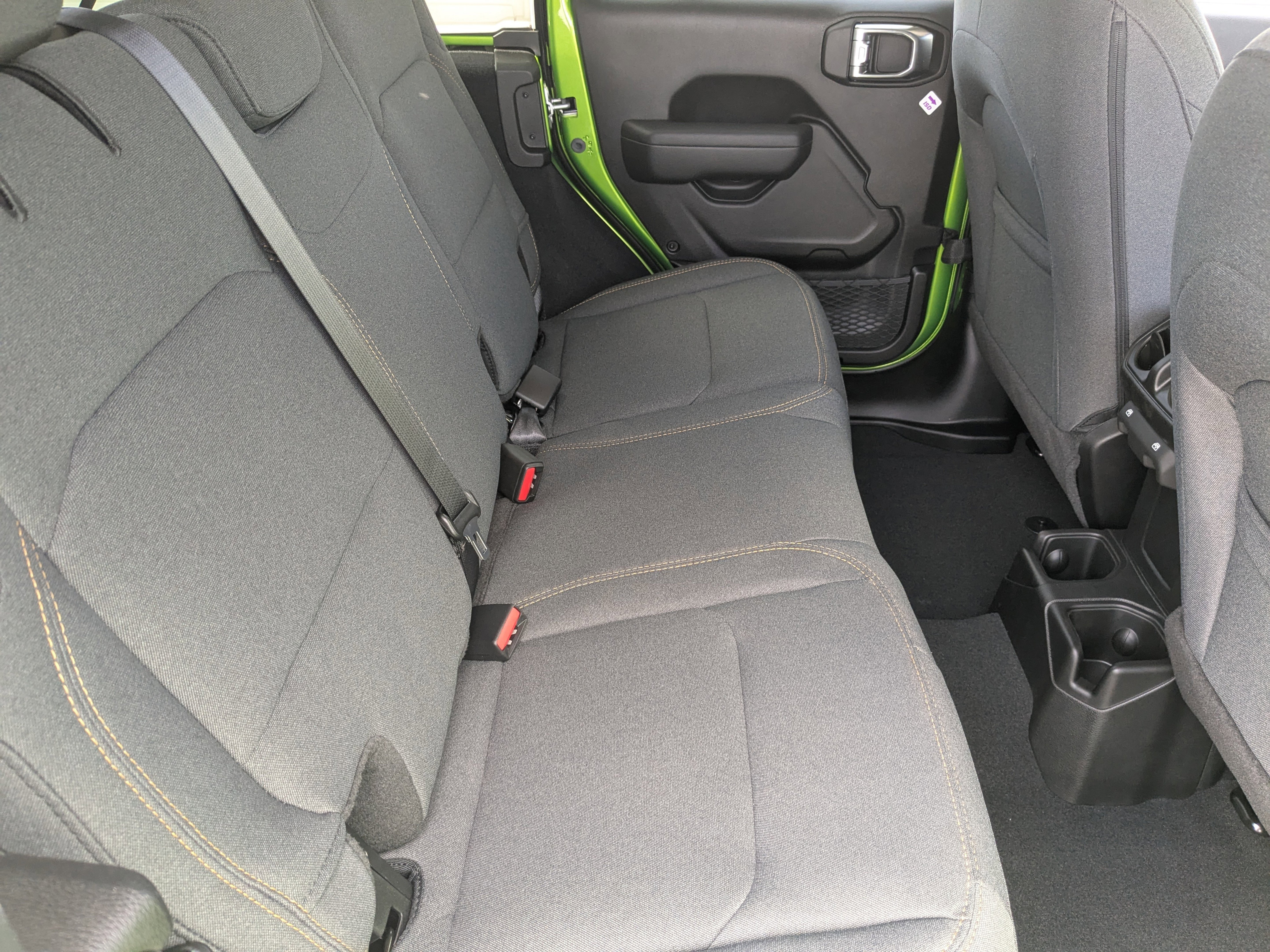 Used 2025 Jeep Wrangler Sport S image 13