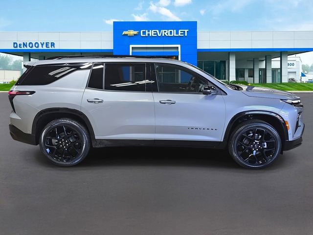 New 2026 Chevrolet Traverse RS w/ LPO, Floor Liner Package image 5