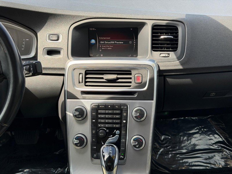 Used 2018 Volvo S60 T5 Dynamic w/ Vision Package image 14