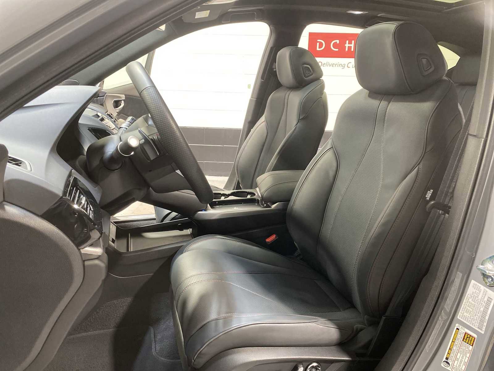 Used 2025 Acura RDX A-Spec image 11