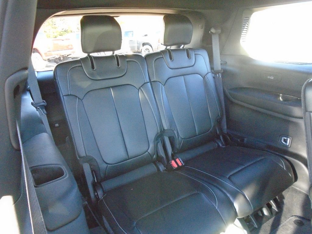 Certified 2024 Jeep Grand Cherokee L Limited w/ Black Appearance Package image 12