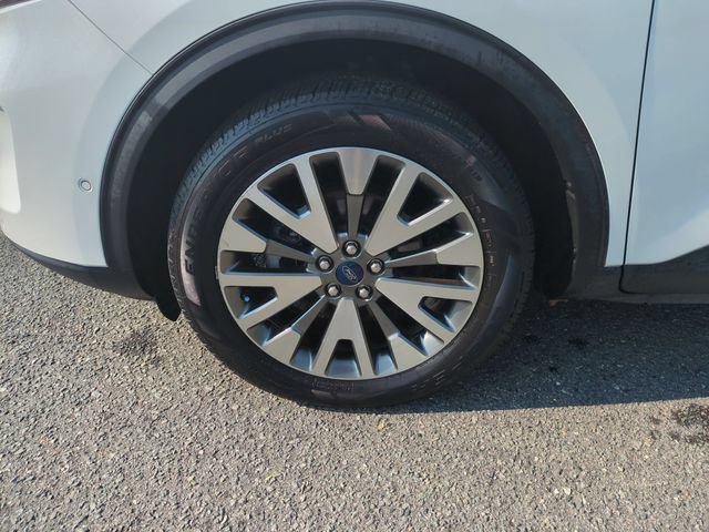 Used 2020 Ford Escape Titanium AWD/4WD image 10
