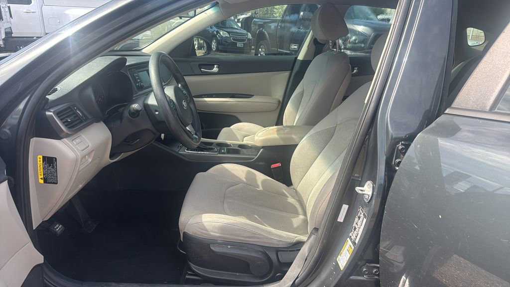 Used 2016 Kia Optima LX image 10