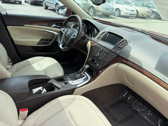 Used 2012 Buick Regal Premium FWD image 27