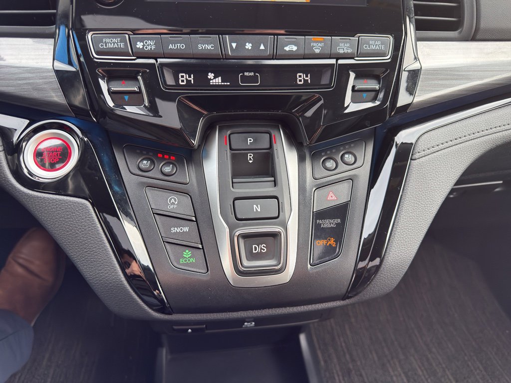 Used 2023 Honda Odyssey Elite image 22