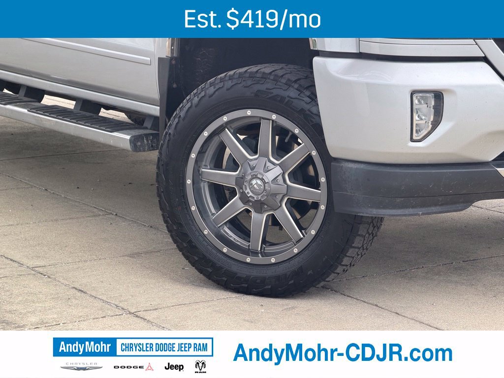 Used 2018 Chevrolet Silverado 1500 LT w/ All Star Edition AWD/4WD image 10