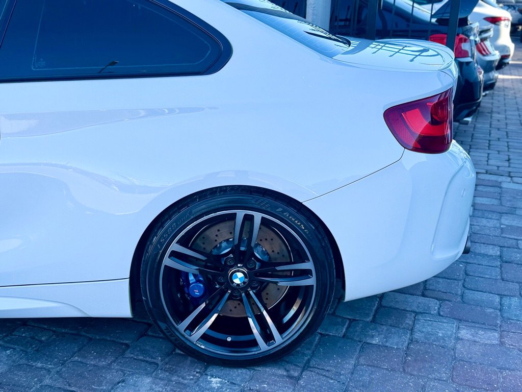Used 2017 BMW M2 image 9