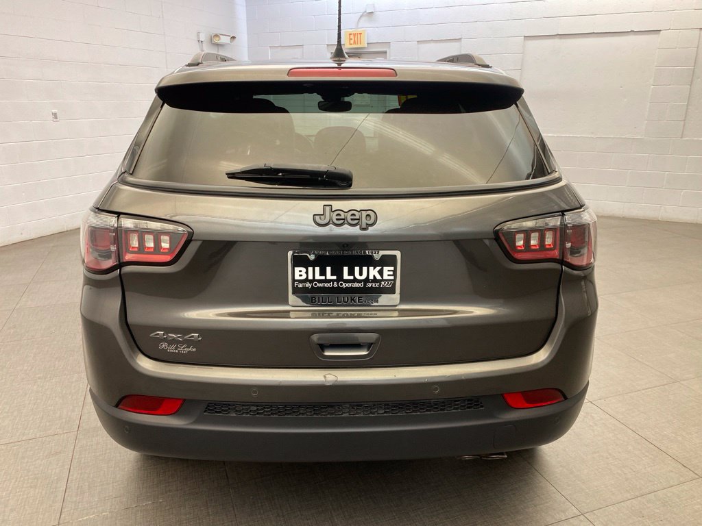 Used 2021 Jeep Compass Latitude w/ Driver Assistance Group AWD/4WD image 7