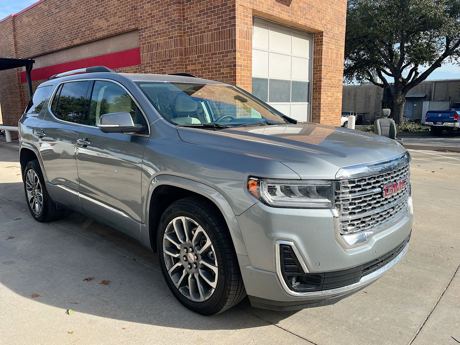 Used 2023 GMC Acadia Denali w/ Denali Ultimate Package
