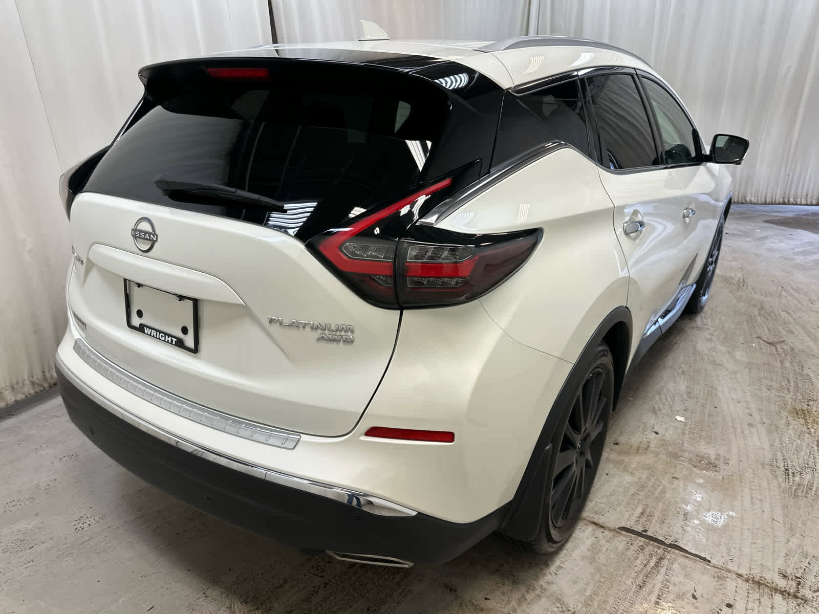 Certified 2024 Nissan Murano Platinum w/ Cargo Package AWD/4WD image 11