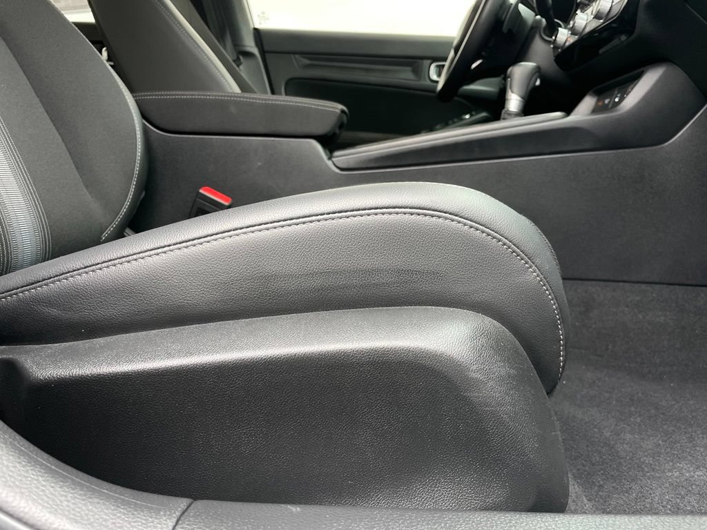 Certified 2025 Honda Civic Sport image 30