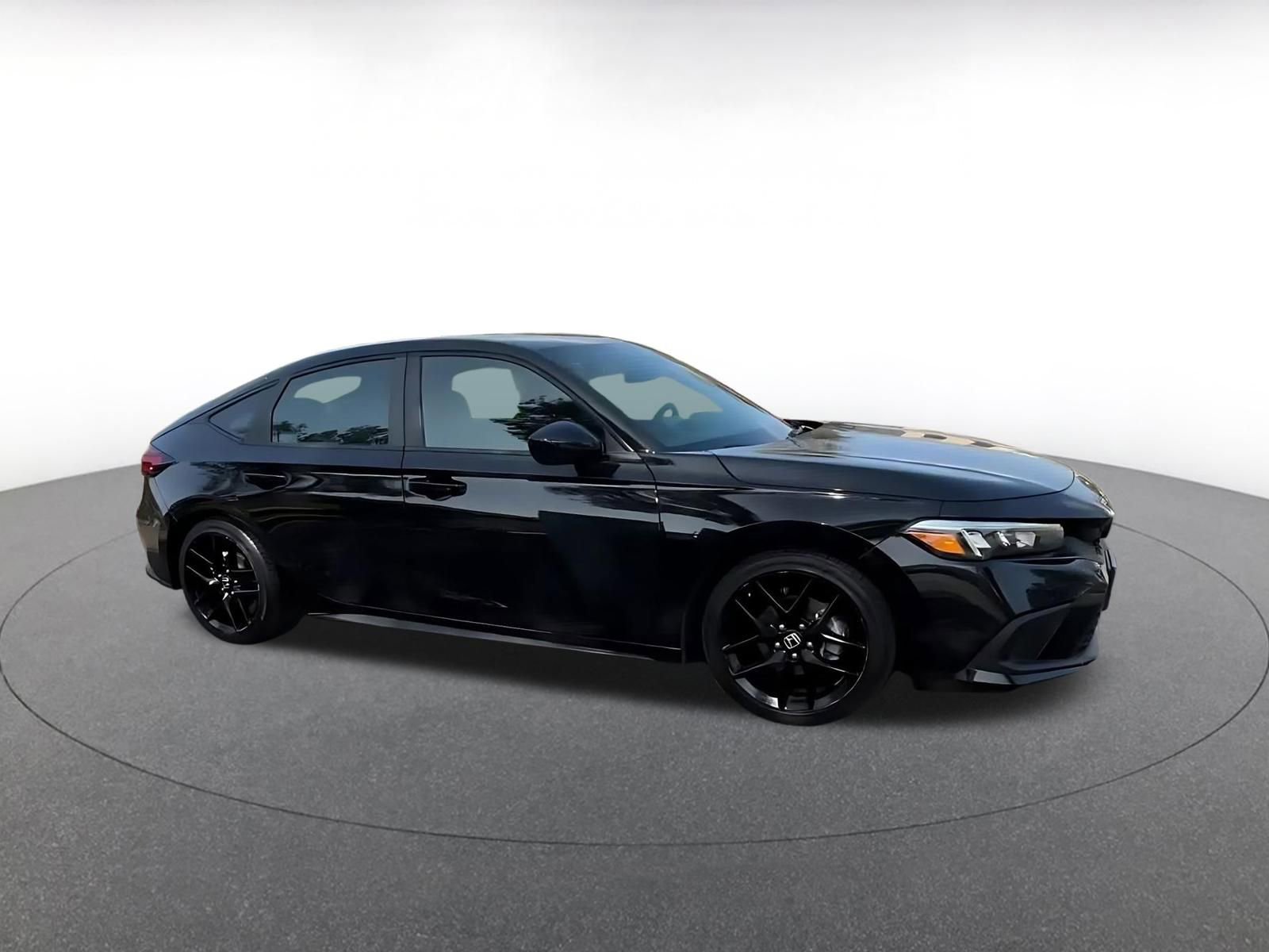 Used 2024 Honda Civic Sport image 2