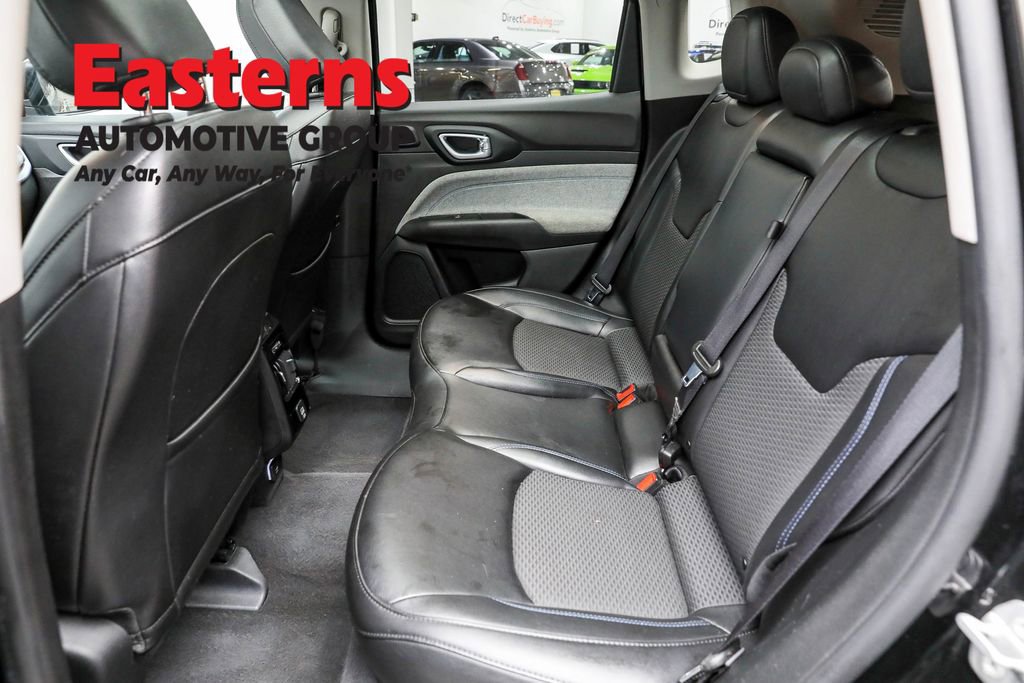 Used 2022 Jeep Compass Latitude w/ Sun and Sound Group image 21