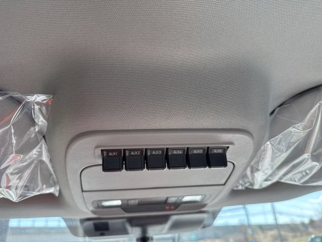 New 2026 Ford F550 4x4 Regular Cab Super Duty image 25