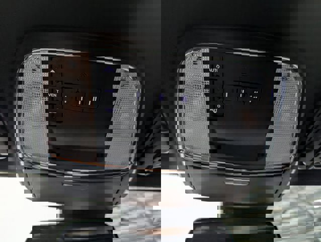 Used 2023 Dodge Charger R/T w/ Blacktop Package image 26