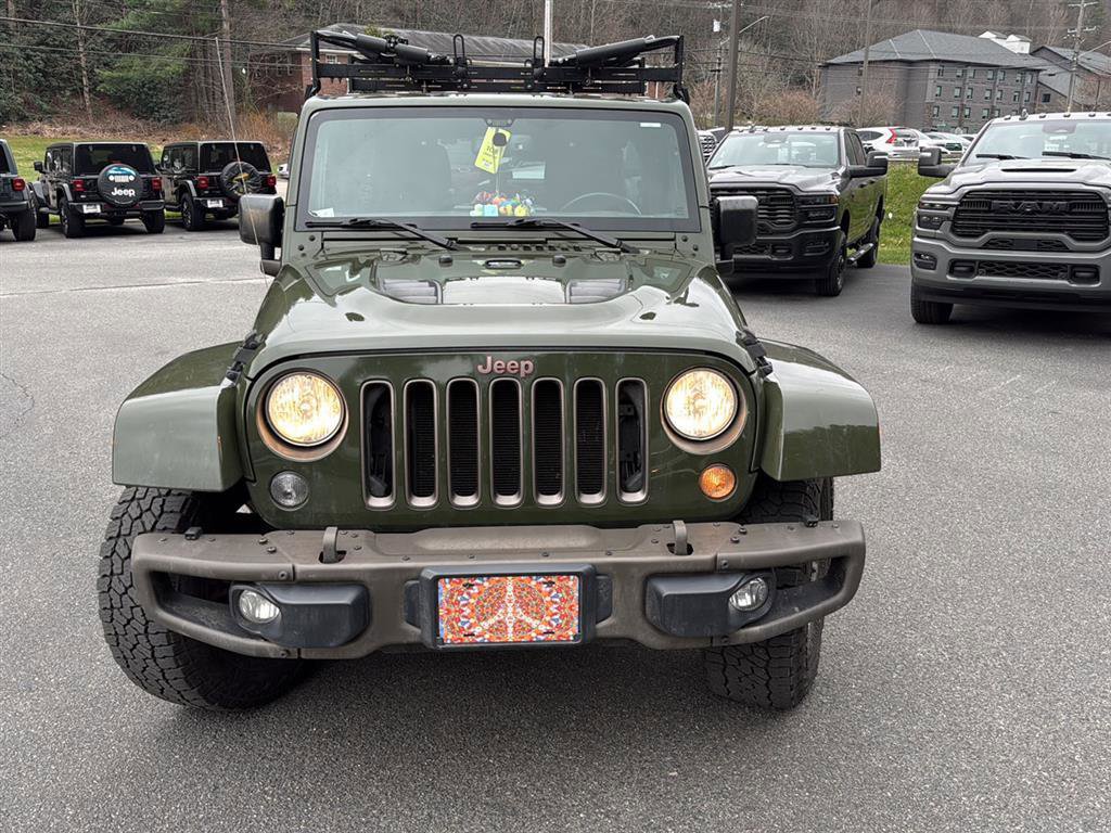 Used 2016 Jeep Wrangler Unlimited Sahara image 2