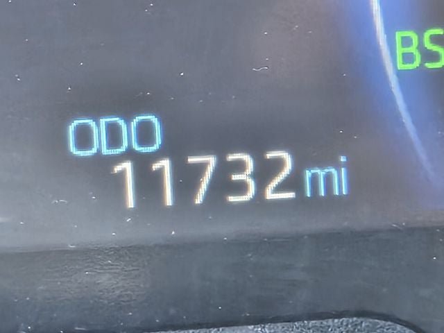 Used 2025 Toyota RAV4 XLE AWD/4WD image 29