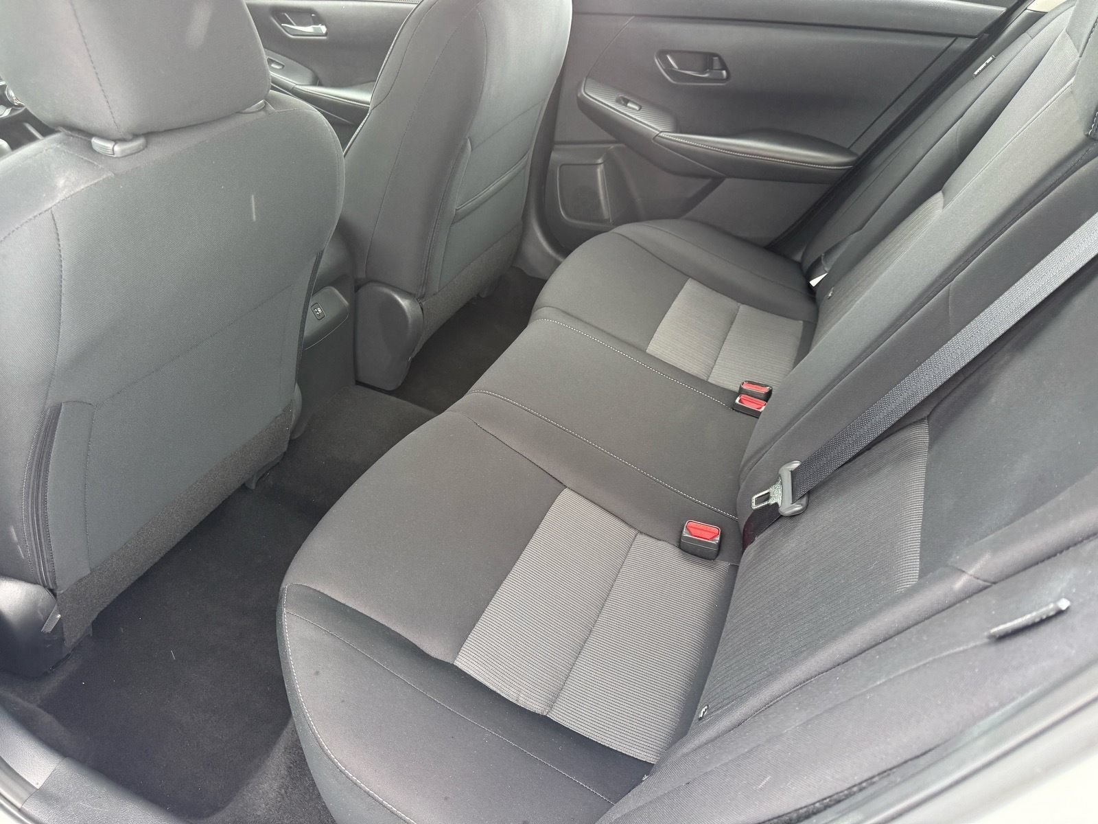 Used 2024 Nissan Sentra SV FWD image 26