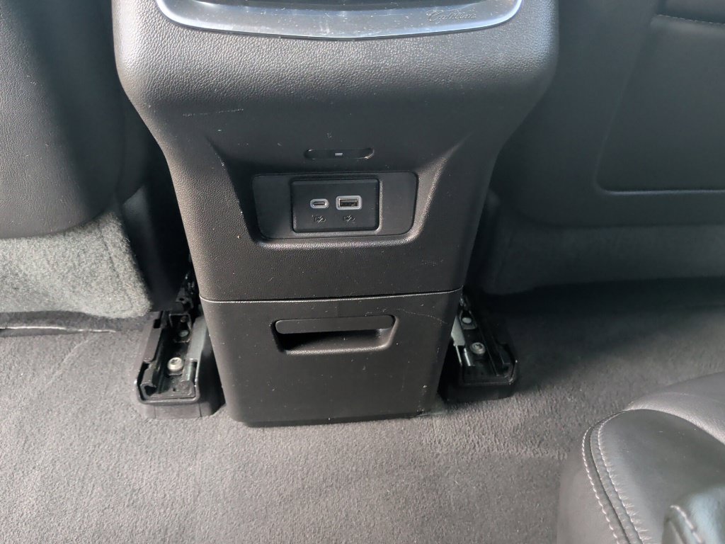 Used 2020 Cadillac XT6 Premium Luxury FWD image 37