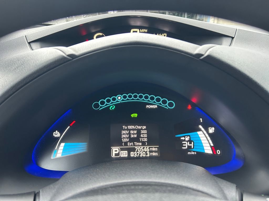 Used 2017 Nissan Leaf S image 16