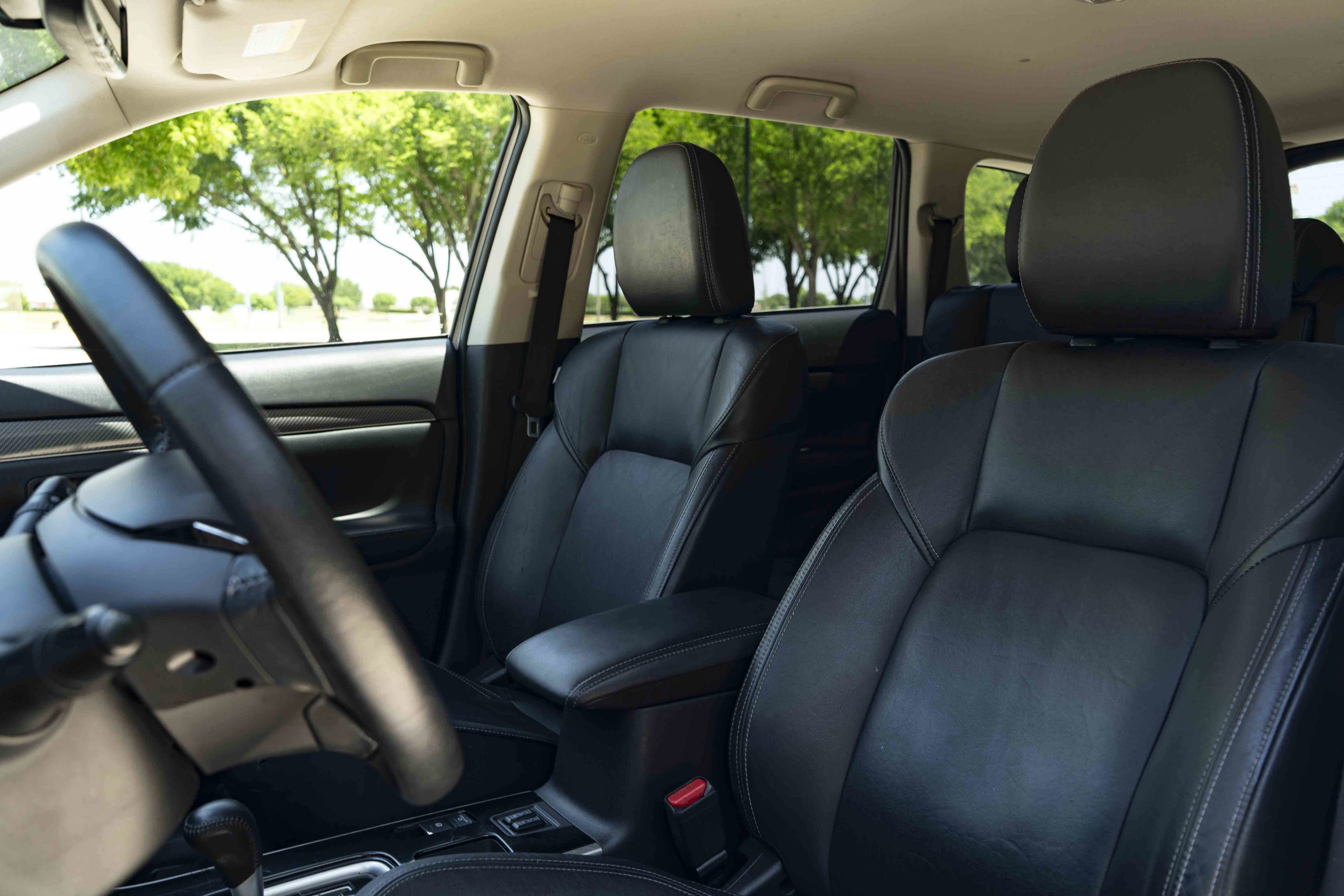 Used 2020 Mitsubishi Outlander SEL FWD image 17