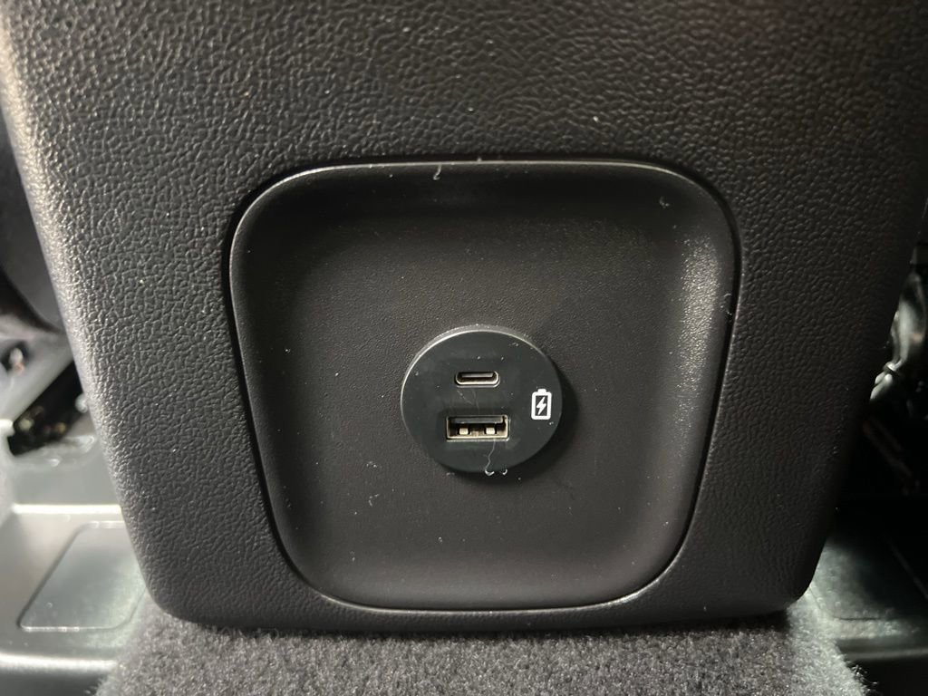 Used 2021 Ford Escape SE image 20