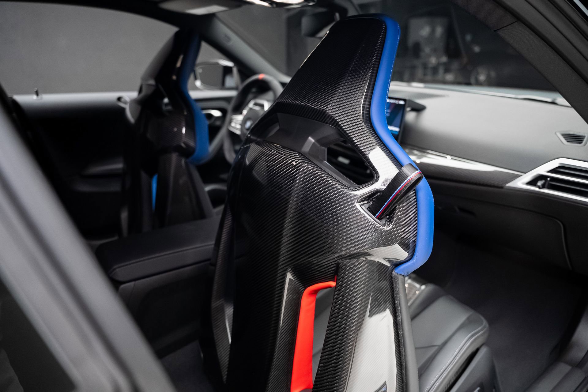 Used 2025 BMW M2 RWD image 71