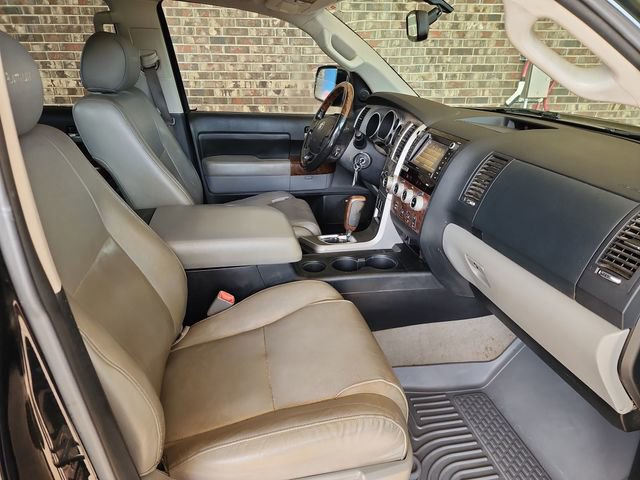 Used 2011 Toyota Tundra Limited w/ Platinum Pkg AWD/4WD image 13