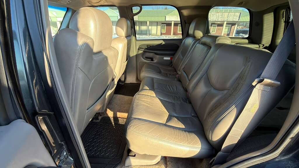 Used 2003 Chevrolet Tahoe LS image 21