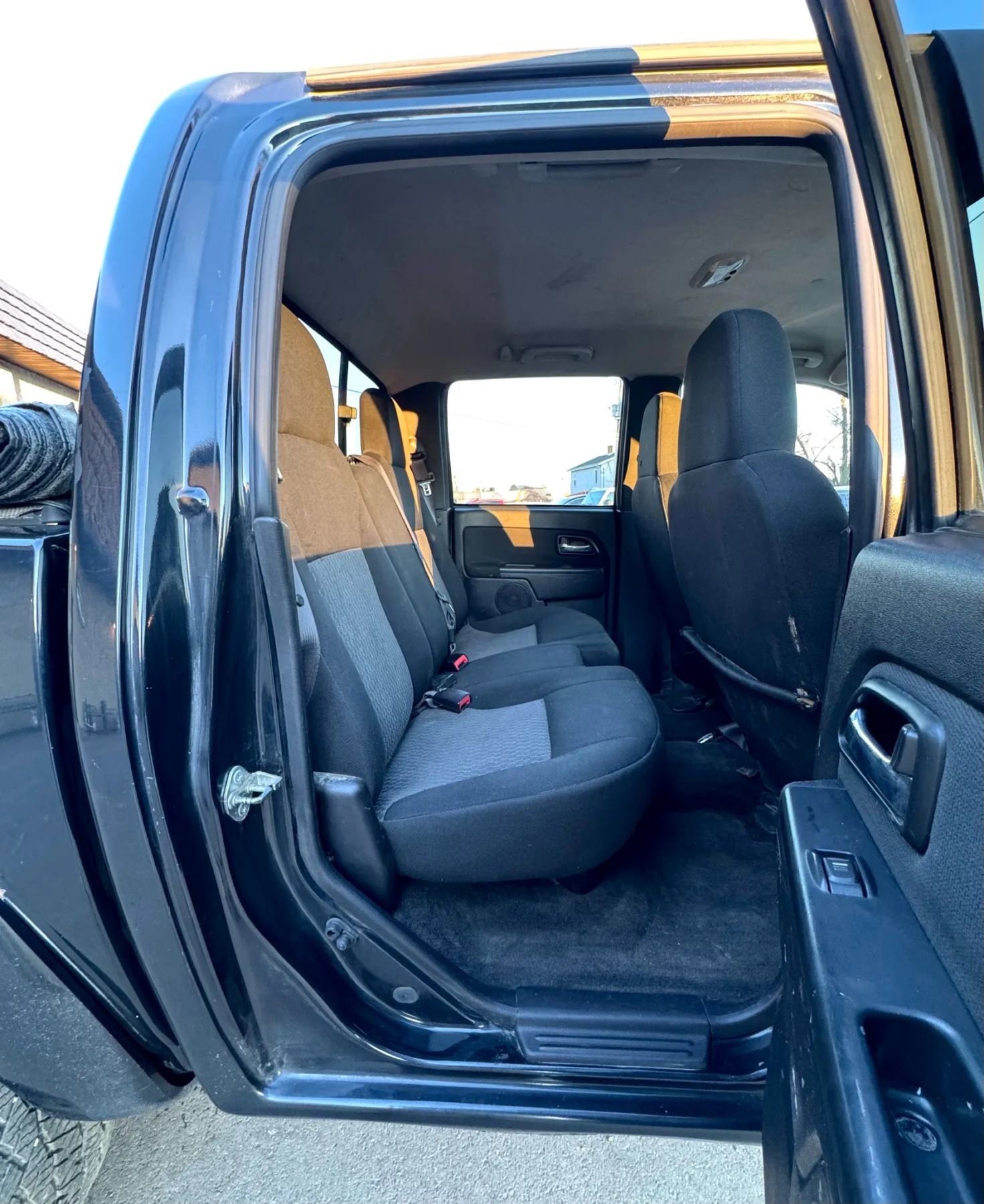 Used 2009 Chevrolet Colorado LT w/ LT Preferred Equipment Group AWD/4WD image 12