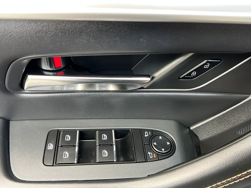 Used 2025 MAZDA CX-90 3.3 Turbo w/ Preferred Package image 12