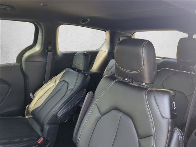New 2026 Chrysler Voyager LX FWD image 15