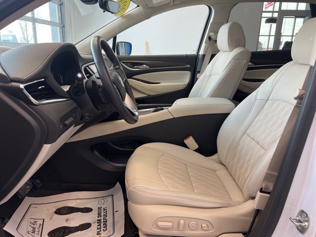 Used 2024 Buick Enclave Avenir w/ Avenir Technology Package image 23
