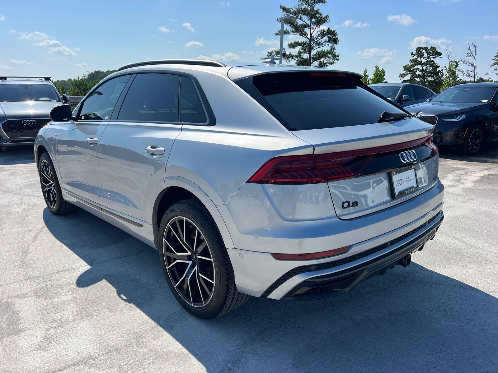 Used 2019 Audi Q8 Premium Plus AWD/4WD image 7