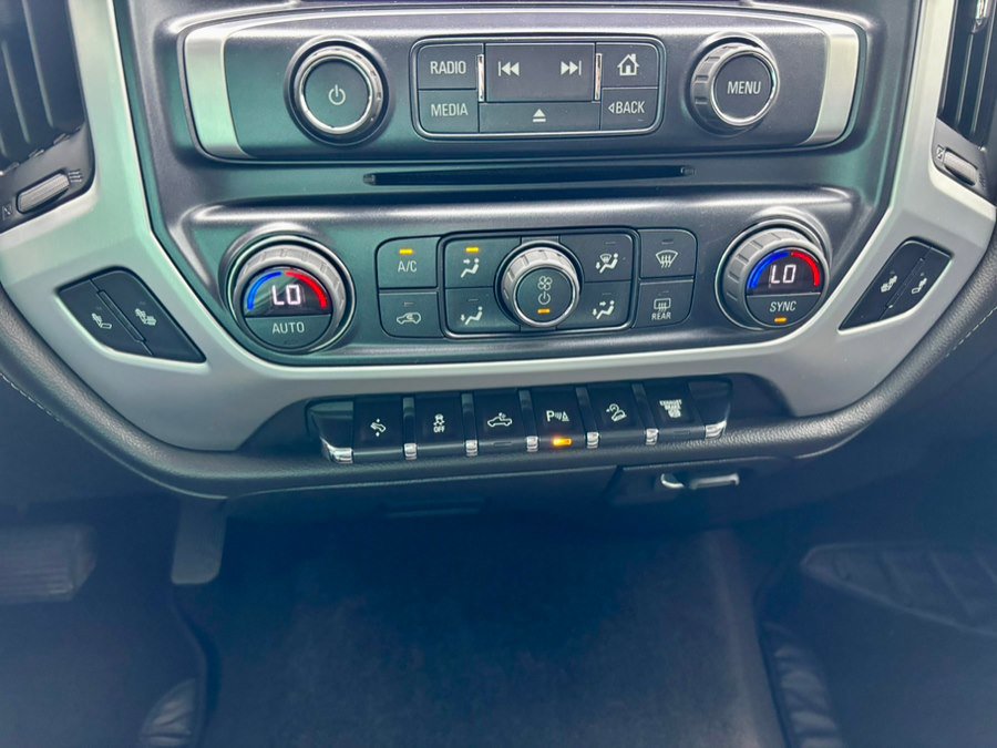Used 2019 GMC Sierra 2500 SLT w/ Duramax Plus Package AWD/4WD image 22