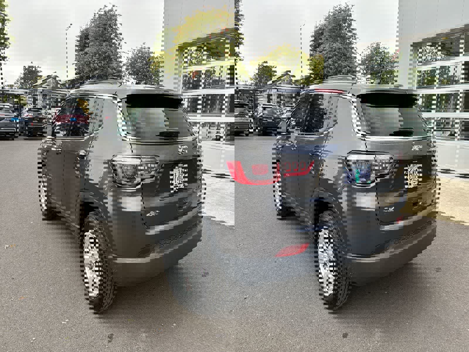 Certified 2019 Jeep Compass Latitude w/ Popular Equipment Group image 3