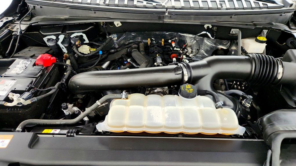 Used 2023 Ford Expedition Limited AWD/4WD image 28