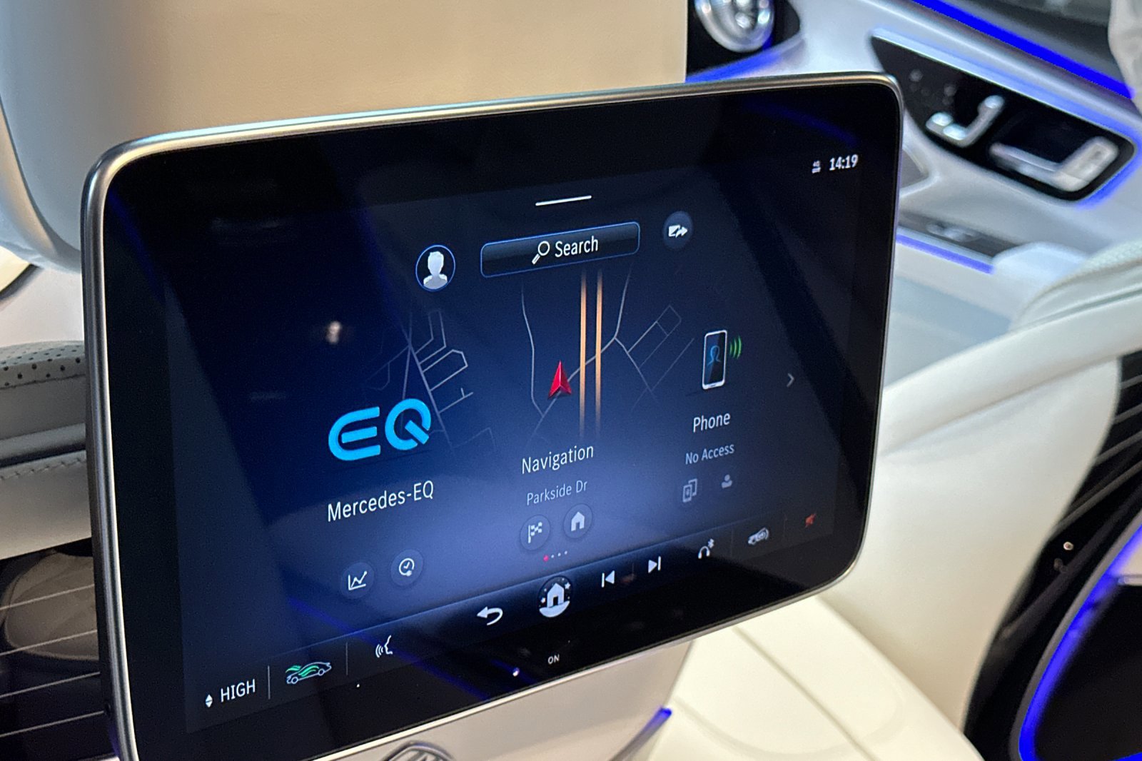 New 2025 Mercedes-Benz Maybach EQS 680 4MATIC image 29