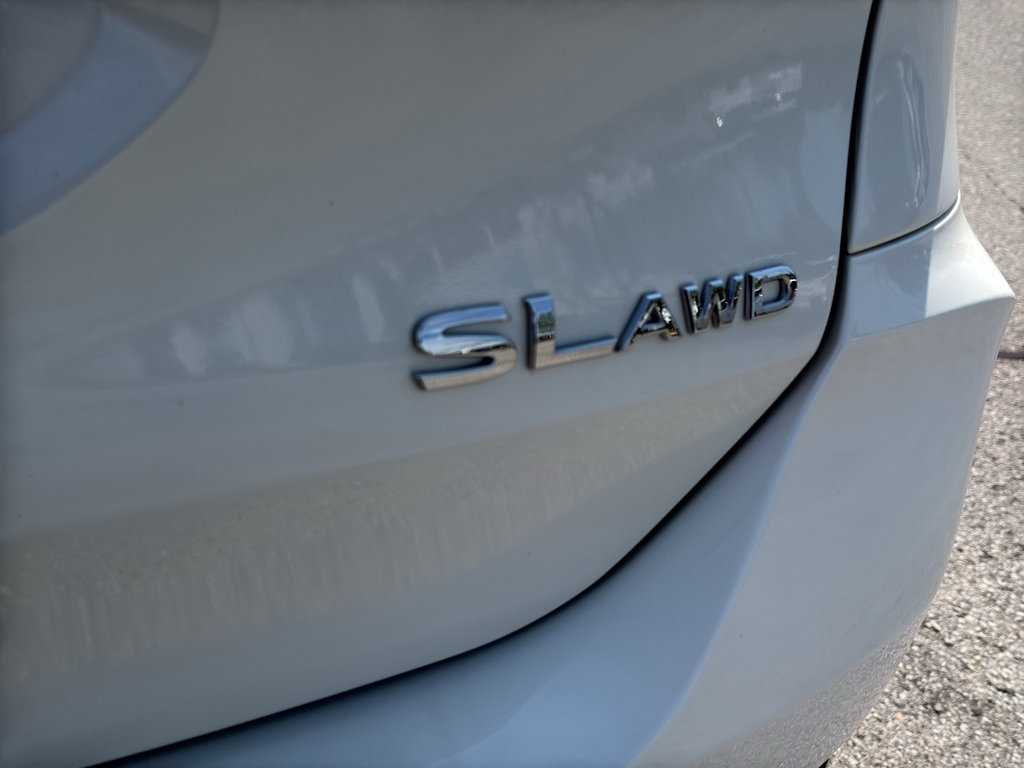 Used 2018 Nissan Rogue SL w/ Premium Package AWD/4WD image 8