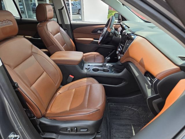 Used 2018 Chevrolet Traverse High Country AWD/4WD image 15