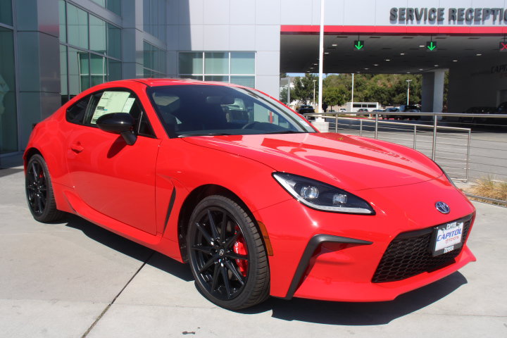 New 2026 Toyota GR86 Premium w/ Performance Package RWD image 2