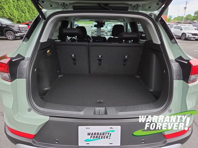 New 2026 Chevrolet TrailBlazer LT w/ Convenience Package AWD/4WD image 17