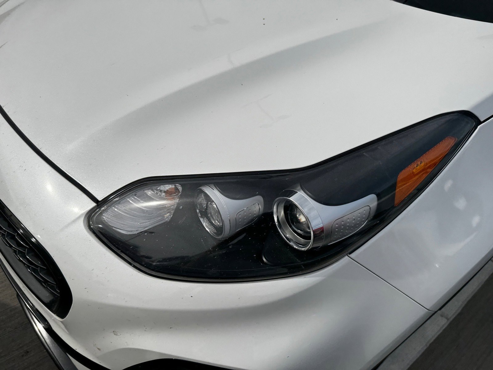 Used 2022 Kia Sportage Nightfall Edition image 6