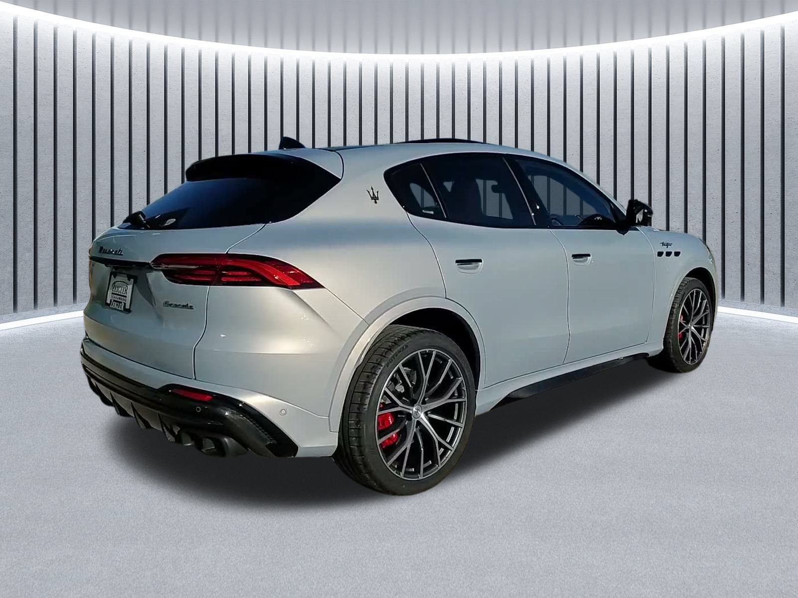 New 2026 Maserati Grecale Trofeo AWD/4WD image 8
