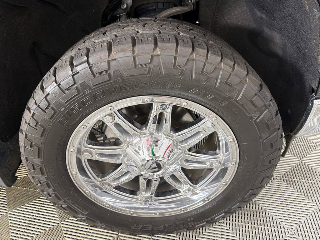 Used 2023 Chevrolet Silverado 1500 LT w/ Z71 Off-Road Package image 12