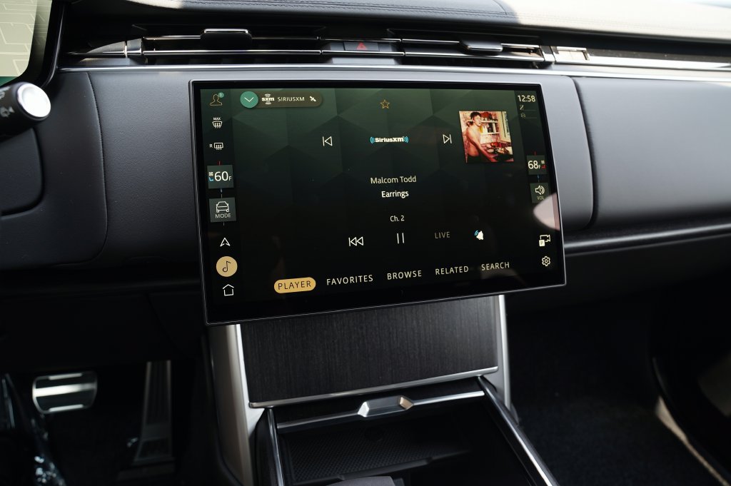 New 2026 Land Rover Range Rover SE AWD/4WD image 18