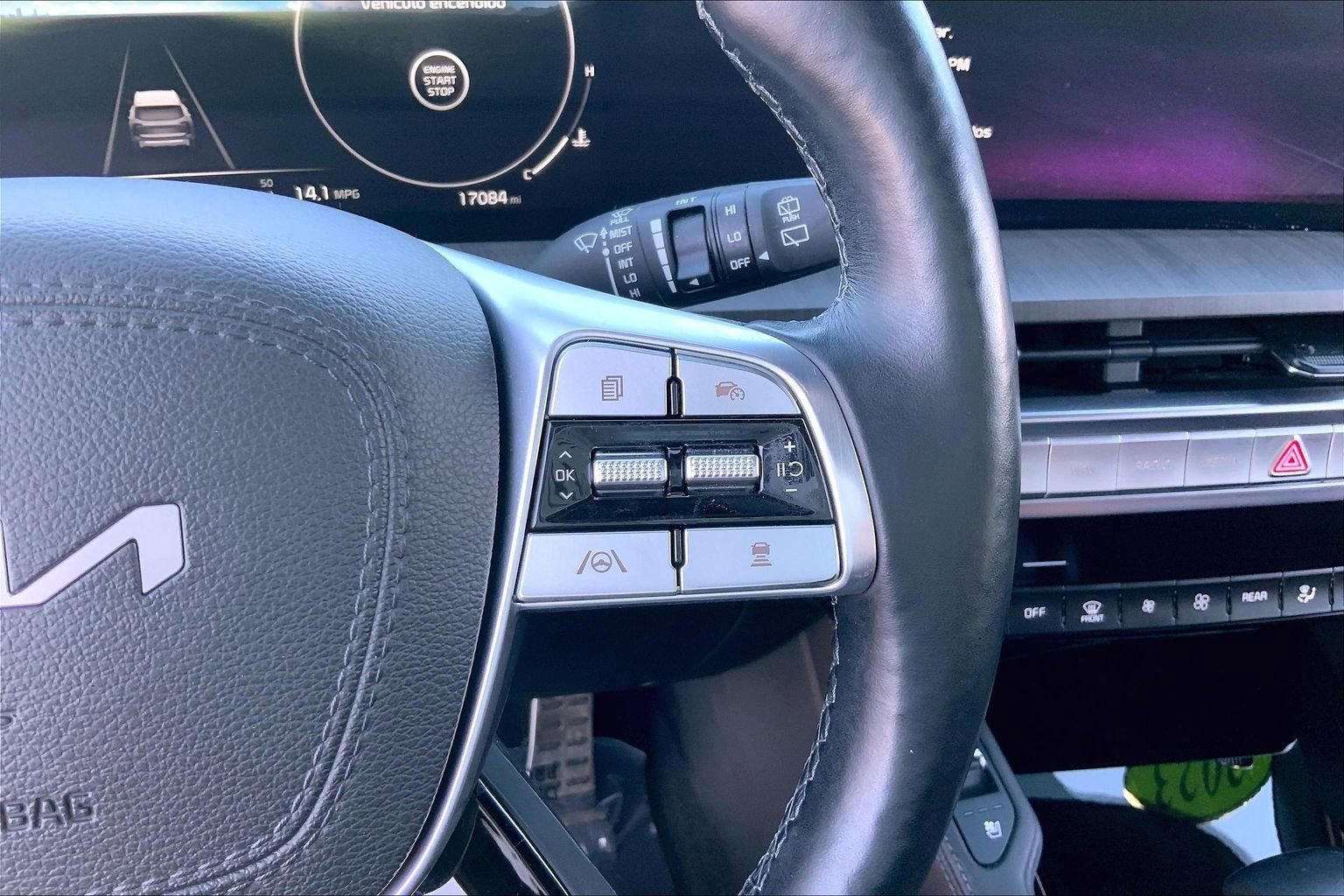 Used 2023 Kia Telluride SX image 23